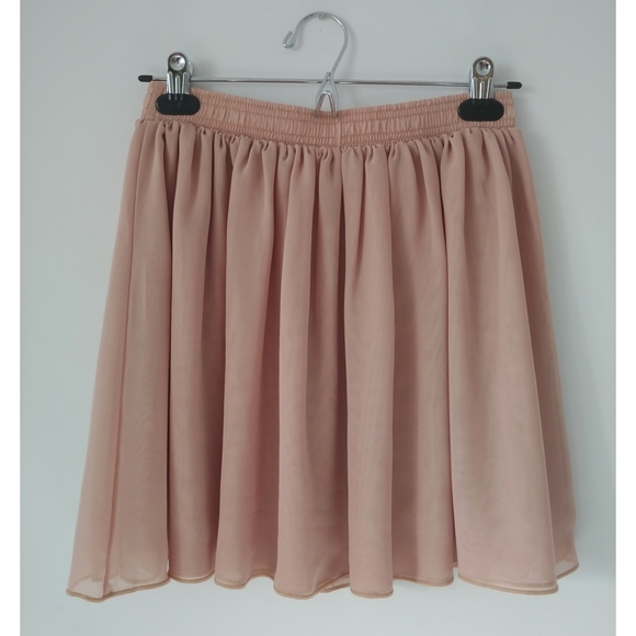 American Apparel Chiffon Skirt